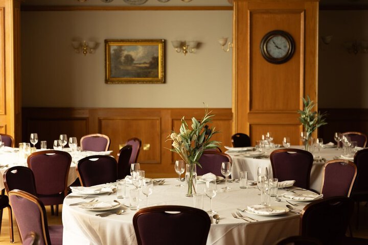 Ballroom/Hall 43 of 54