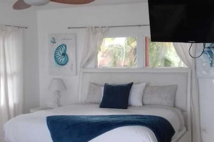 Room 19 of 74