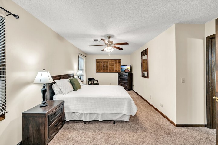 Room 36 of 180
