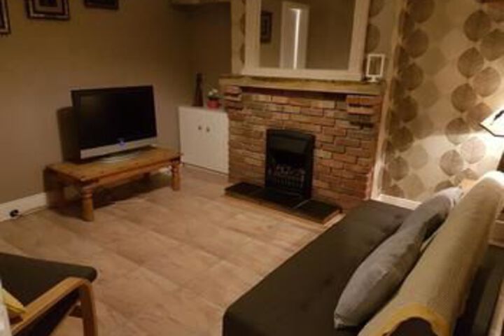 Room 7 of 8