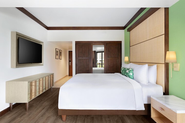 Room 30 of 124
