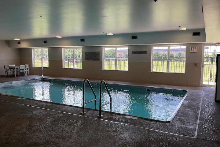 Pool 52 of 72