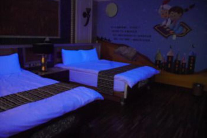 Room 19 of 57