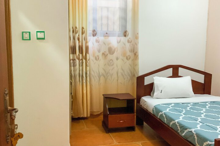 Room 27 of 226