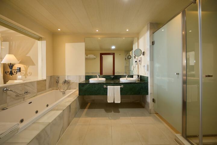 Bath Interior
