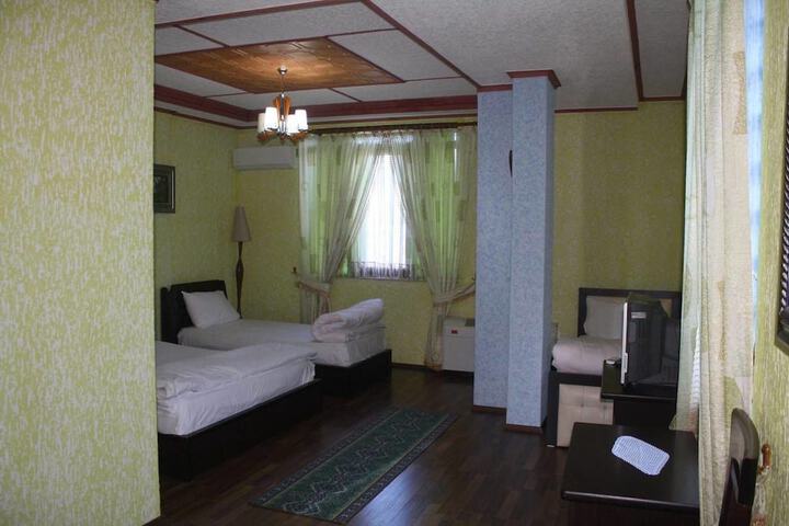 Room 20 of 27