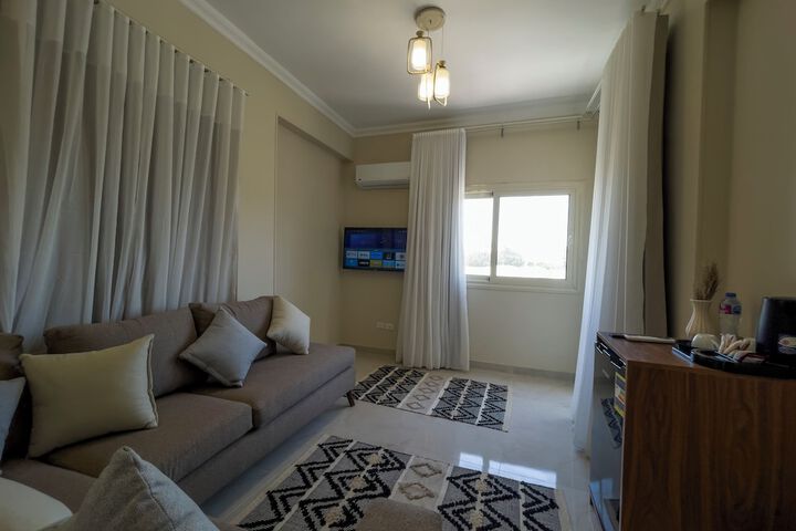 Room 38 of 74