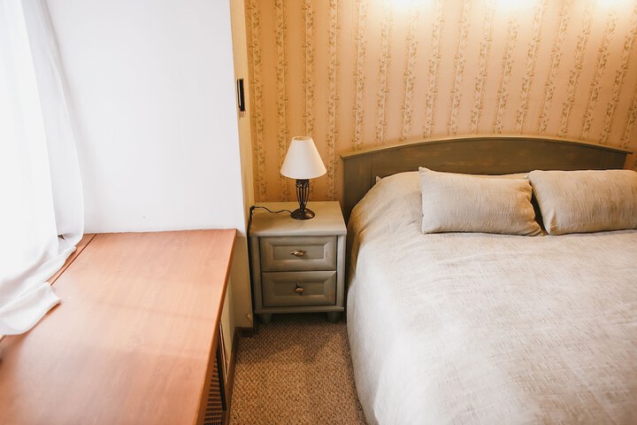 Room 12 of 89