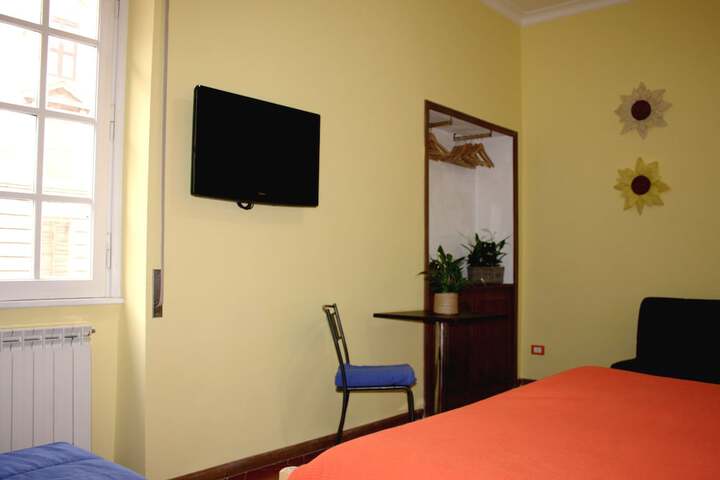 Room 9 of 41