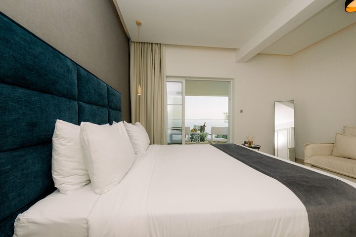 Room 40 of 113