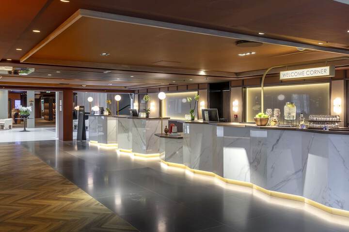 Hotel Interior 4 of 63