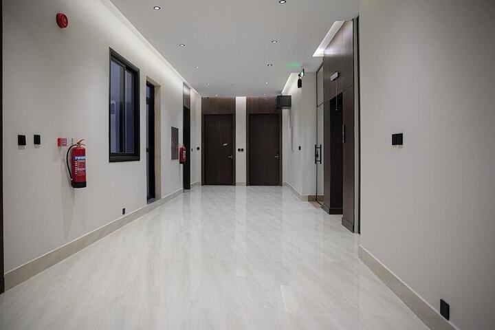 Hotel 2 of 32