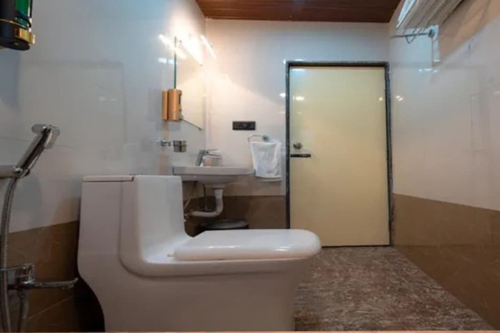 Room 16 of 26