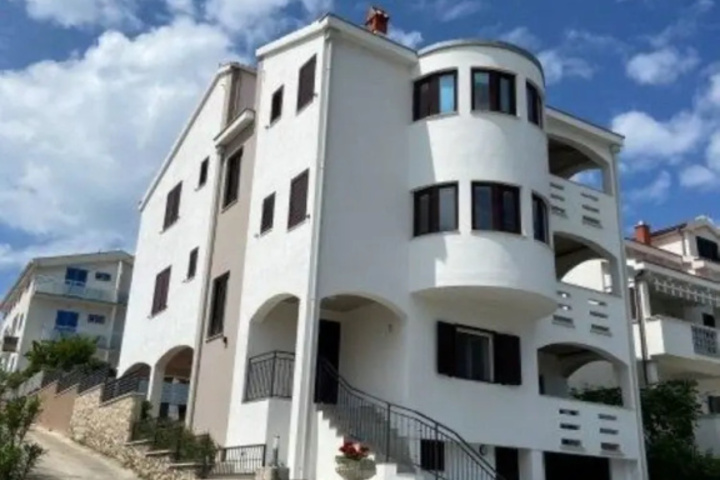 Mirja 50 m From Beach A4