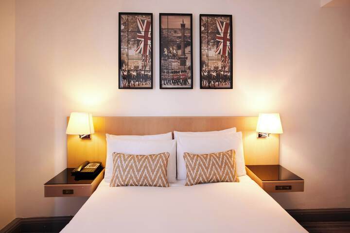 Room 15 of 59