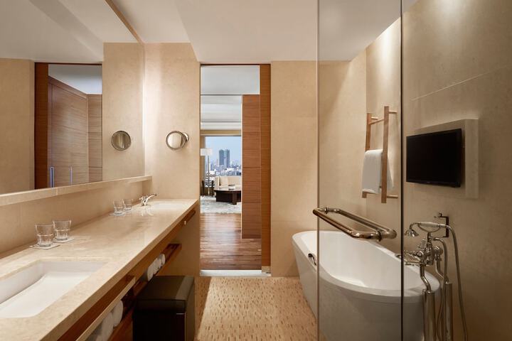 Clean Restrooms