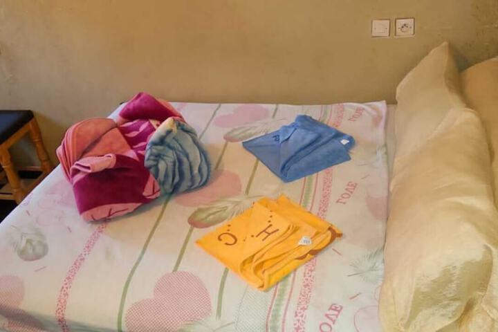 Room 2 of 23