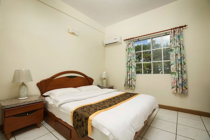 Room 14 of 51