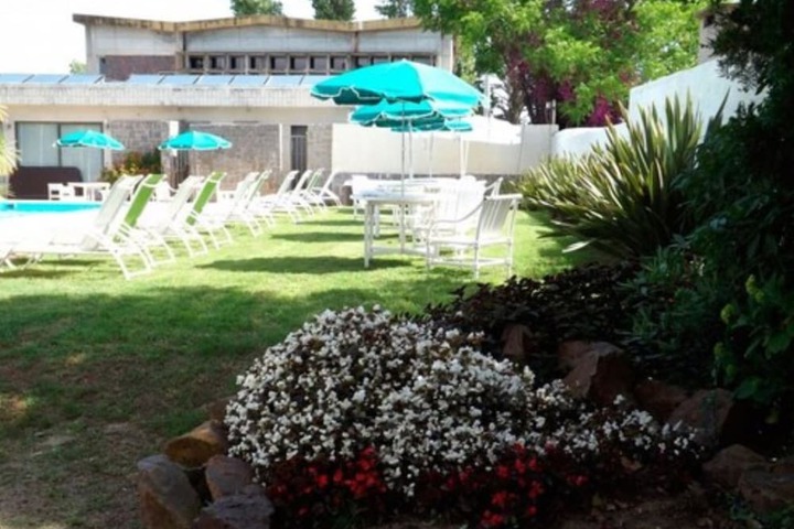 Hotel Exterior 19 of 20