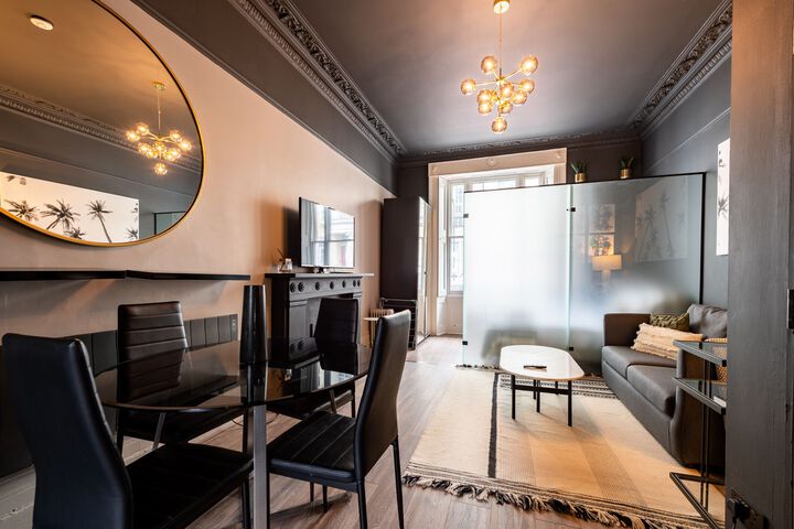 Room 47 of 125