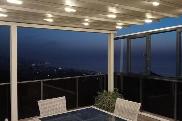 Terrace/Patio 10 of 14