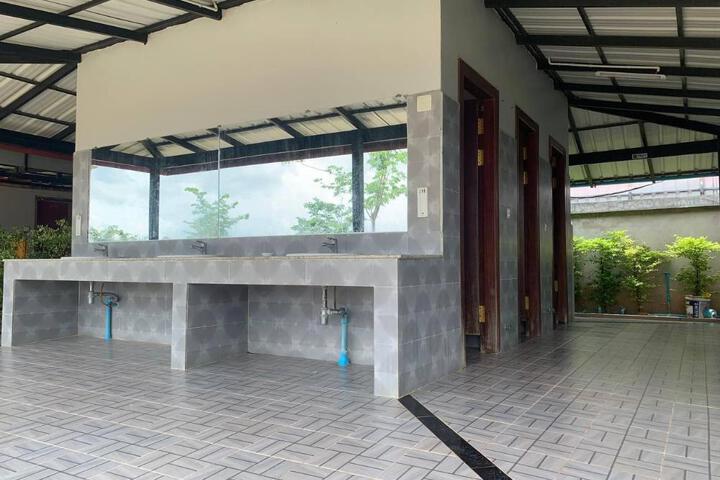 PL Phnum Tom Por Home Holiday & Restaurant