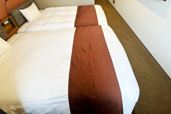 Room 14 of 75
