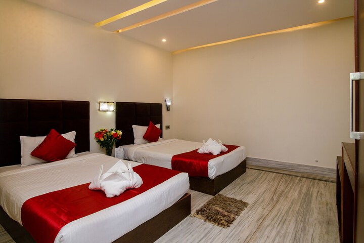 Room 36 of 60