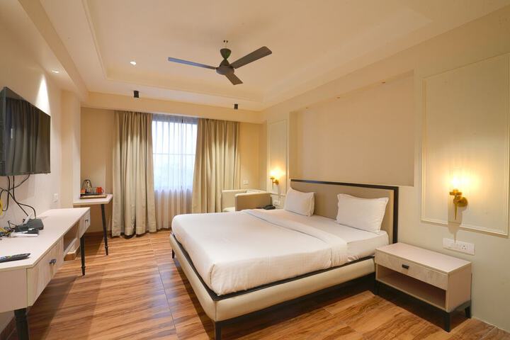 Room 30 of 64