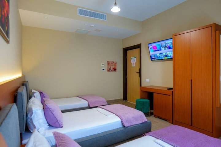 Room 38 of 104
