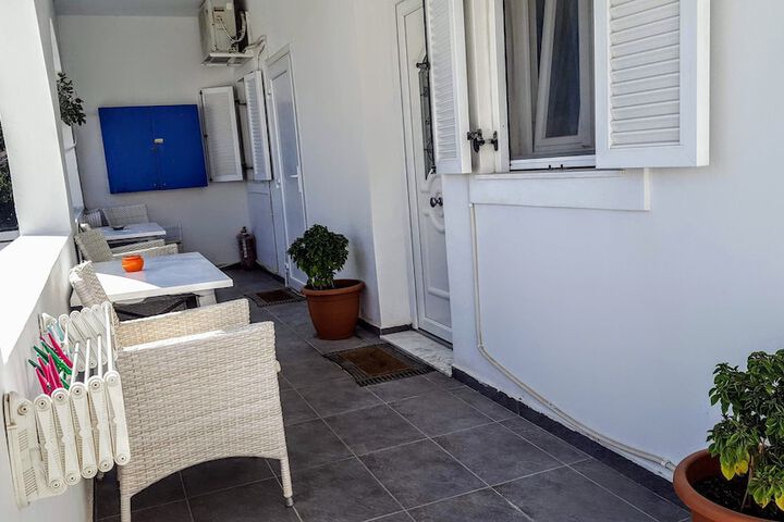 Terrace/Patio 100 of 278