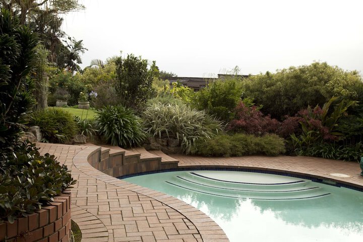 Hotel Pool