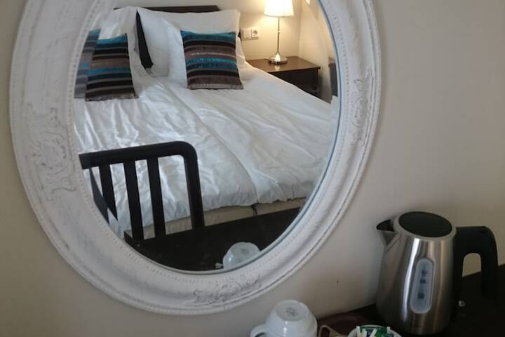 Room 19 of 44