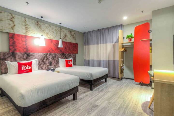 Room 22 of 26