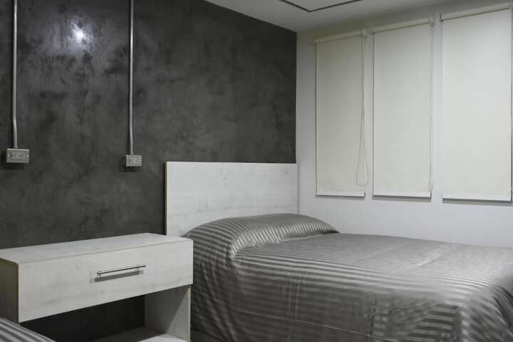 Room 30 of 158