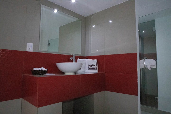Room 15 of 26