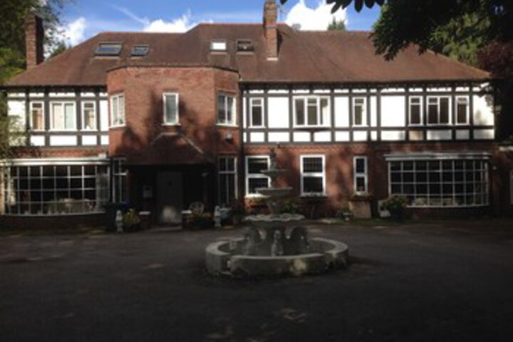 Hotel Exterior 2 of 12