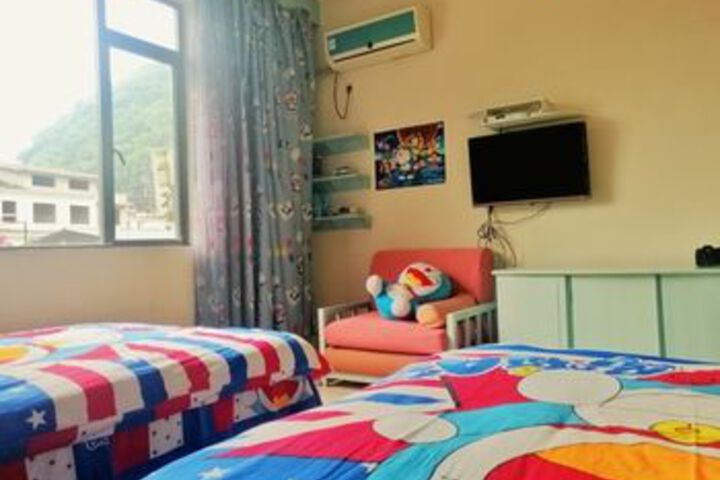 Room 38 of 64