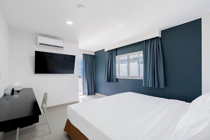 Room 12 of 45