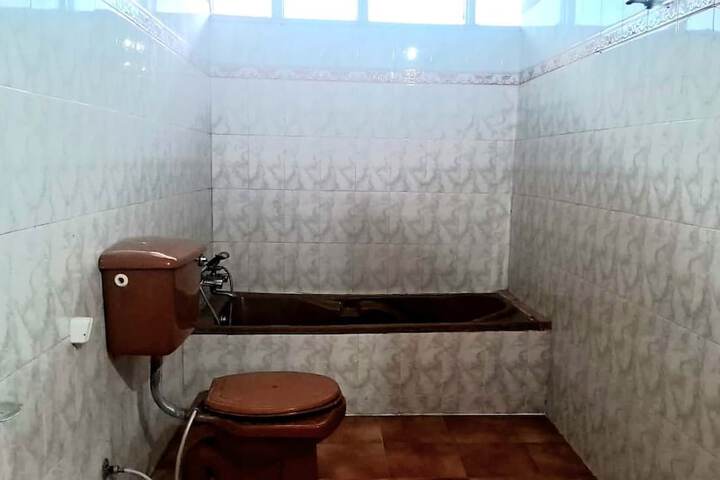 Room 36 of 61