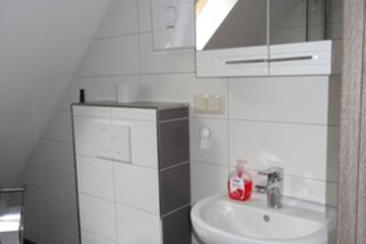 Room 3 of 11