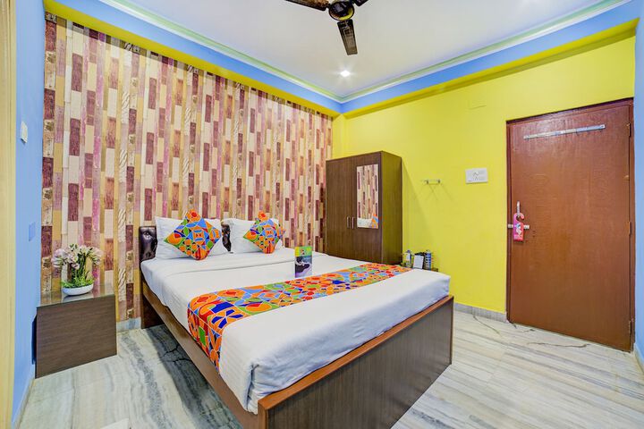 Room 16 of 46