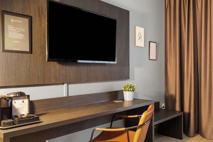 Room 20 of 60