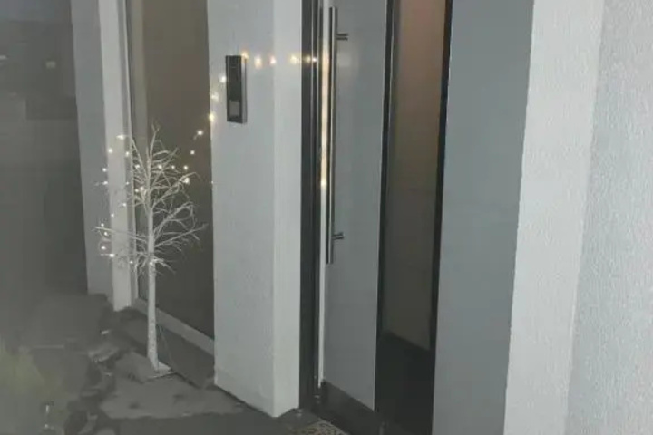 Room 14 of 28