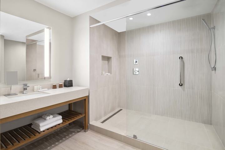 Clean Restrooms