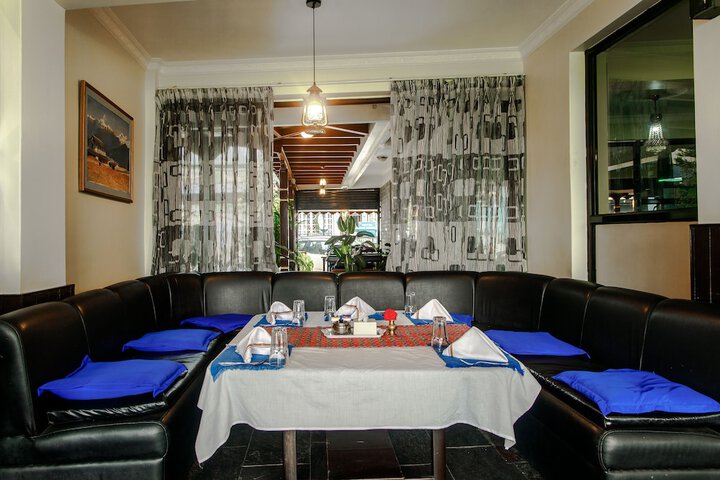Dining 52 of 91