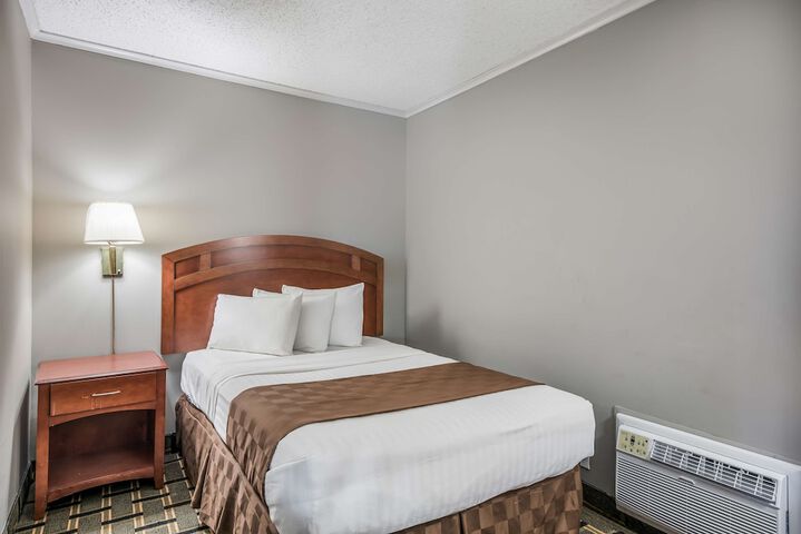 2 Double Beds (7 of 11)
