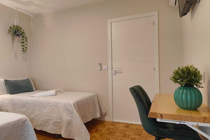 Room 7 of 22