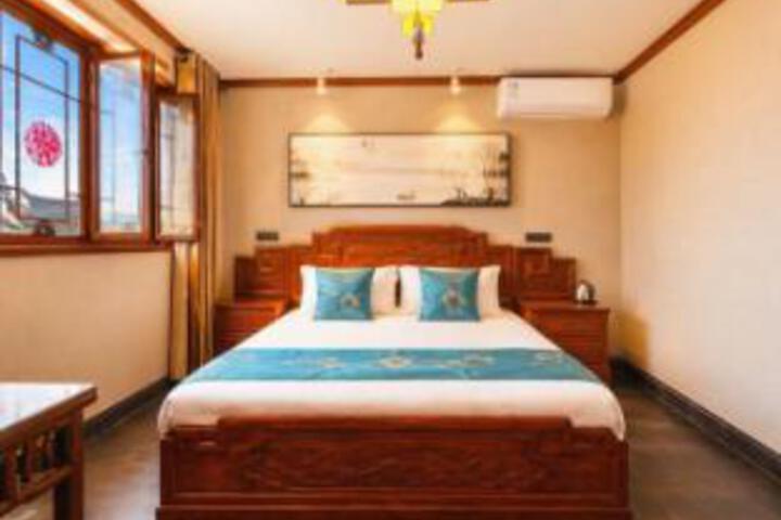 Room 16 of 18