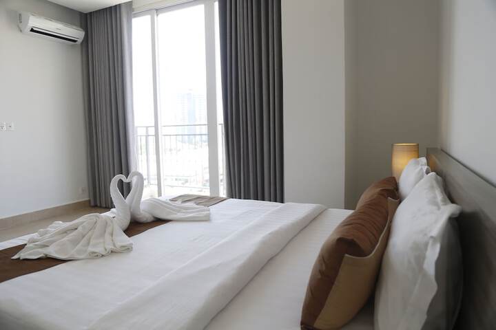 Room 8 of 30
